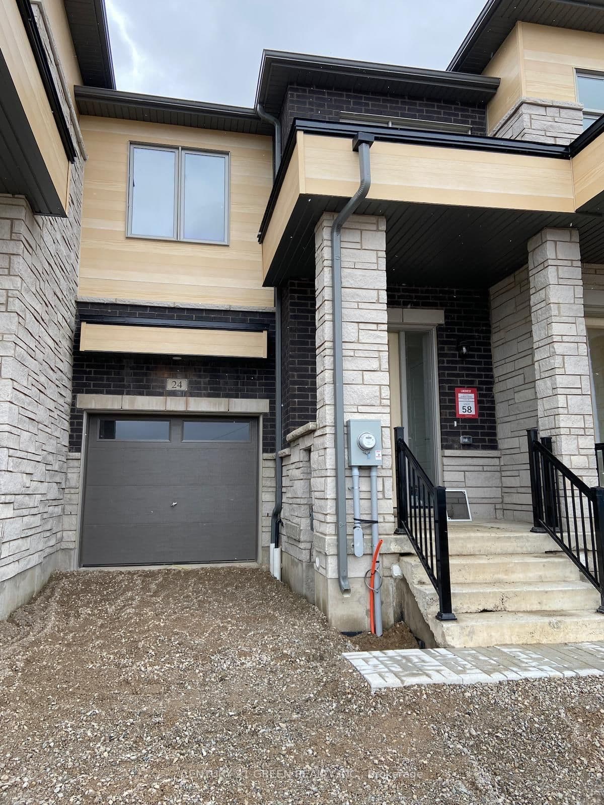24 Molnar Crescent