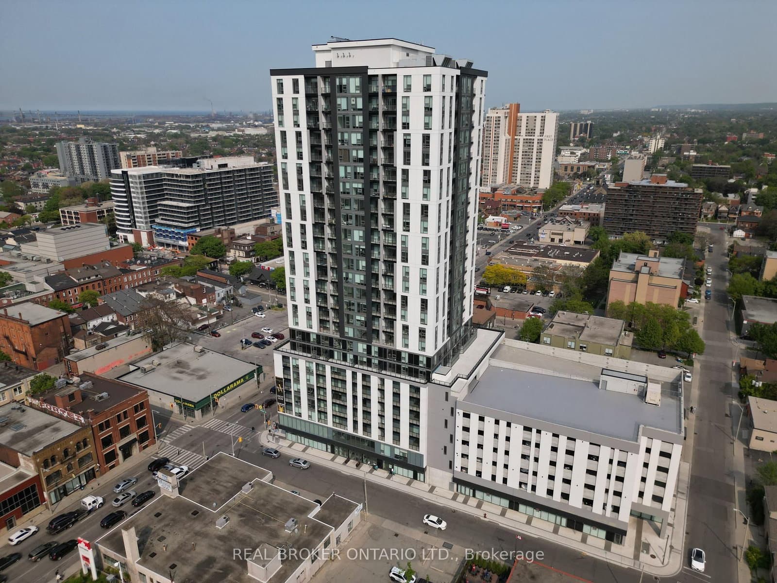 49 Walnut Street S, Unit 1709