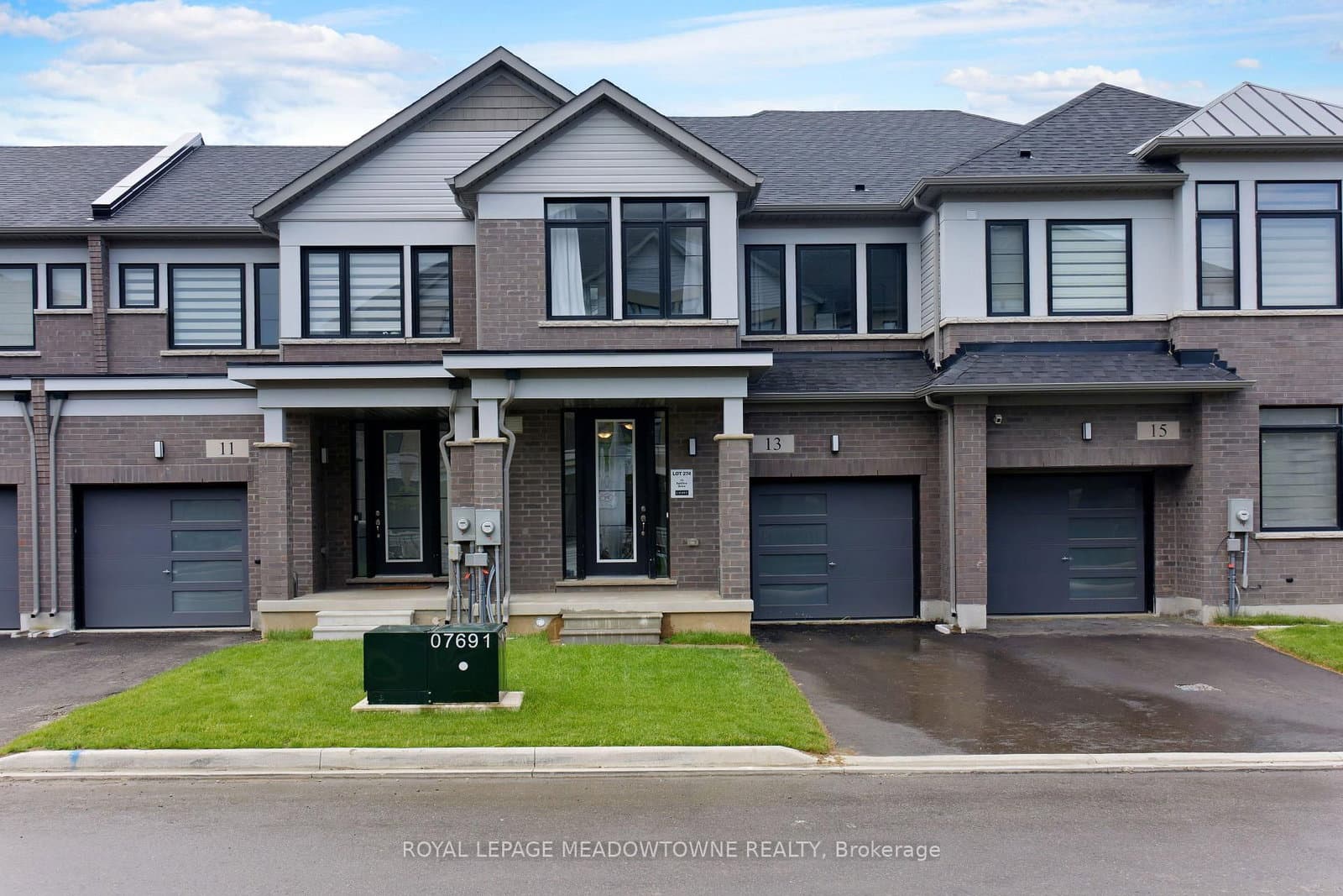 13 Freedom Crescent