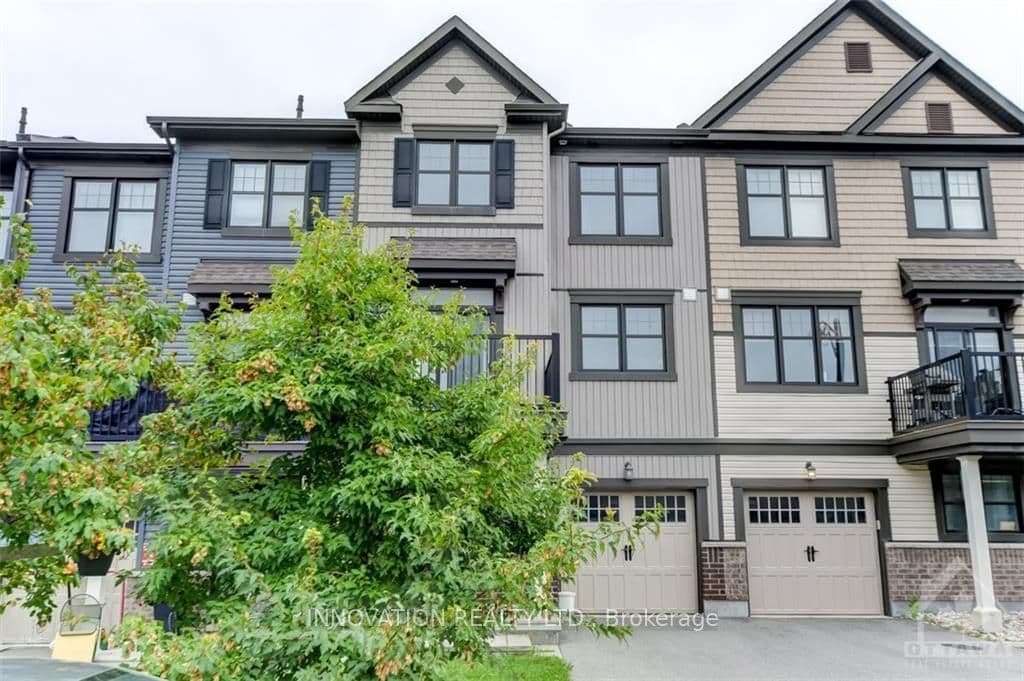 38 FALLENGALE Crescent