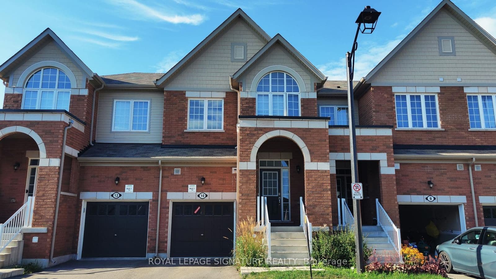 10 Landbourough Street