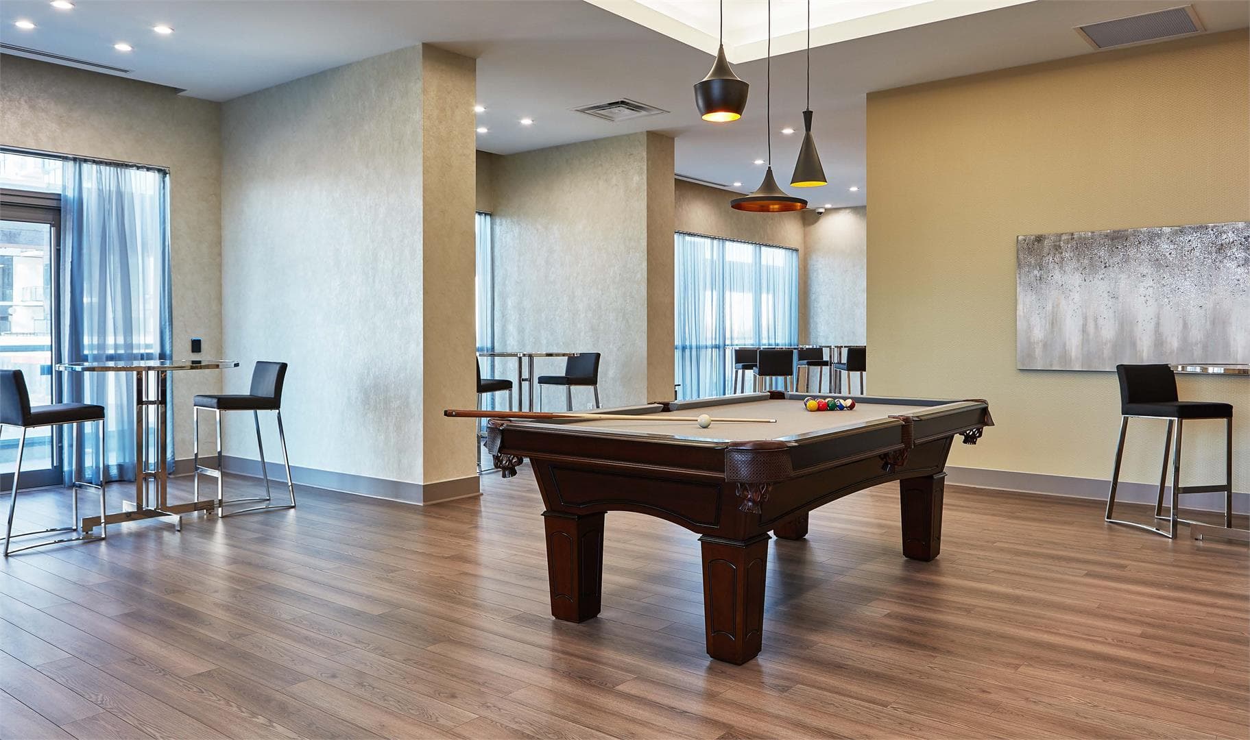 Amber Condos - Image 9