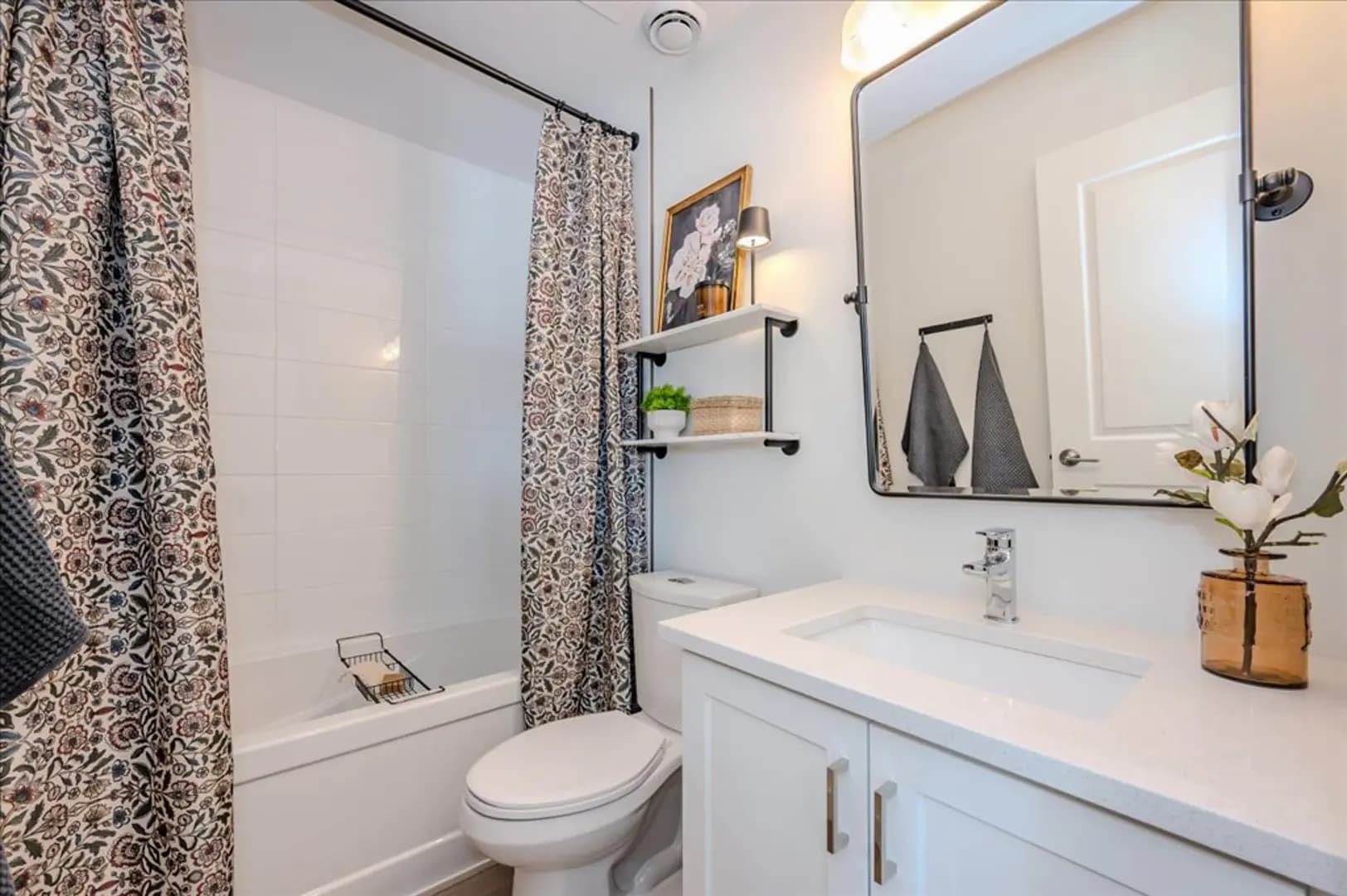 Northside Townhouse - Image 18